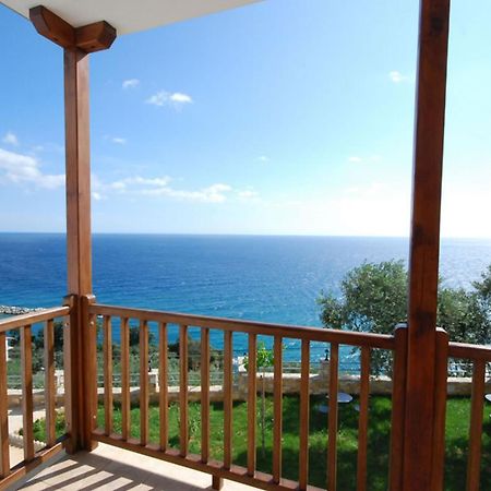 Guesthouse Enastron Хорефто Екстер'єр фото
