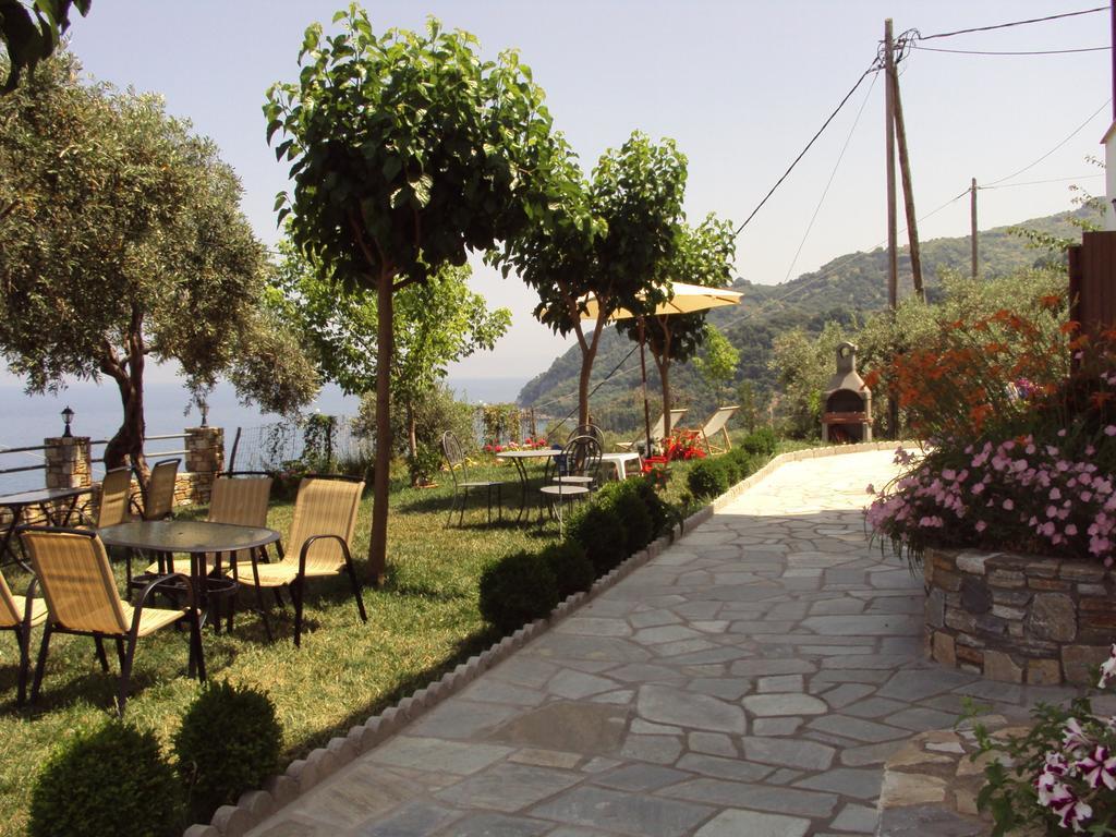 Guesthouse Enastron Хорефто Номер фото