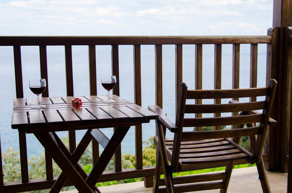 Guesthouse Enastron Хорефто Екстер'єр фото
