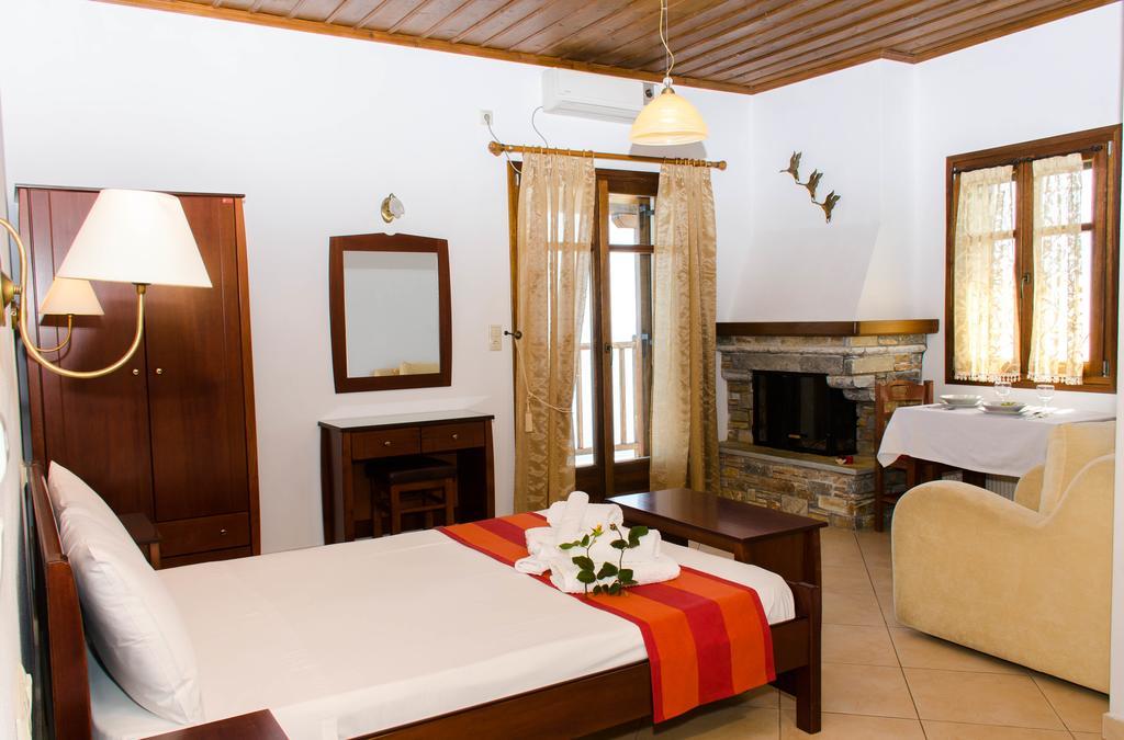 Guesthouse Enastron Хорефто Екстер'єр фото