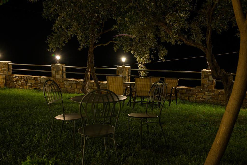 Guesthouse Enastron Хорефто Екстер'єр фото
