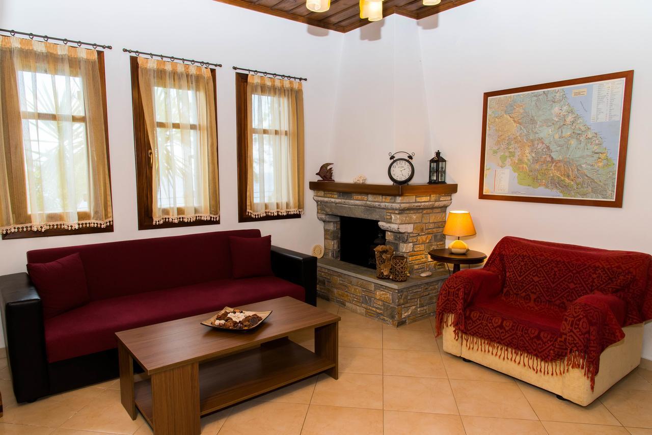 Guesthouse Enastron Хорефто Екстер'єр фото